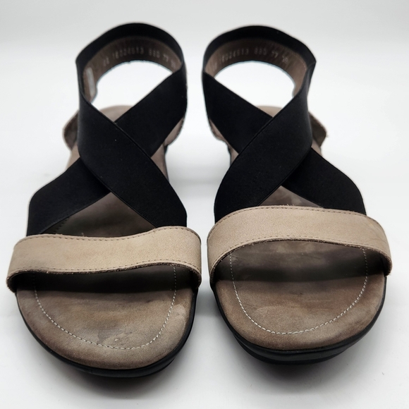 Mephisto Black and Tan Sandals with Adjustable Ankle Straps - Picture 4 of 10